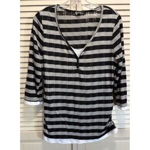 Absolutely Famous Blk/Gray Striped 3/4 Sleeve Top Scoop Neck Size Large Soft
